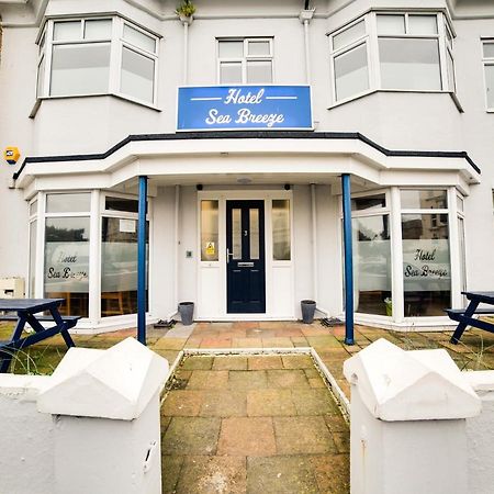 Hotel Sea Breeze كْلانكتون أون سي المظهر الخارجي الصورة